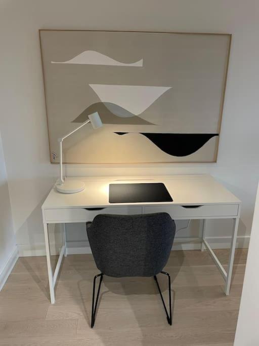 Studio In Cascais -Sea View -Pool Экстерьер фото