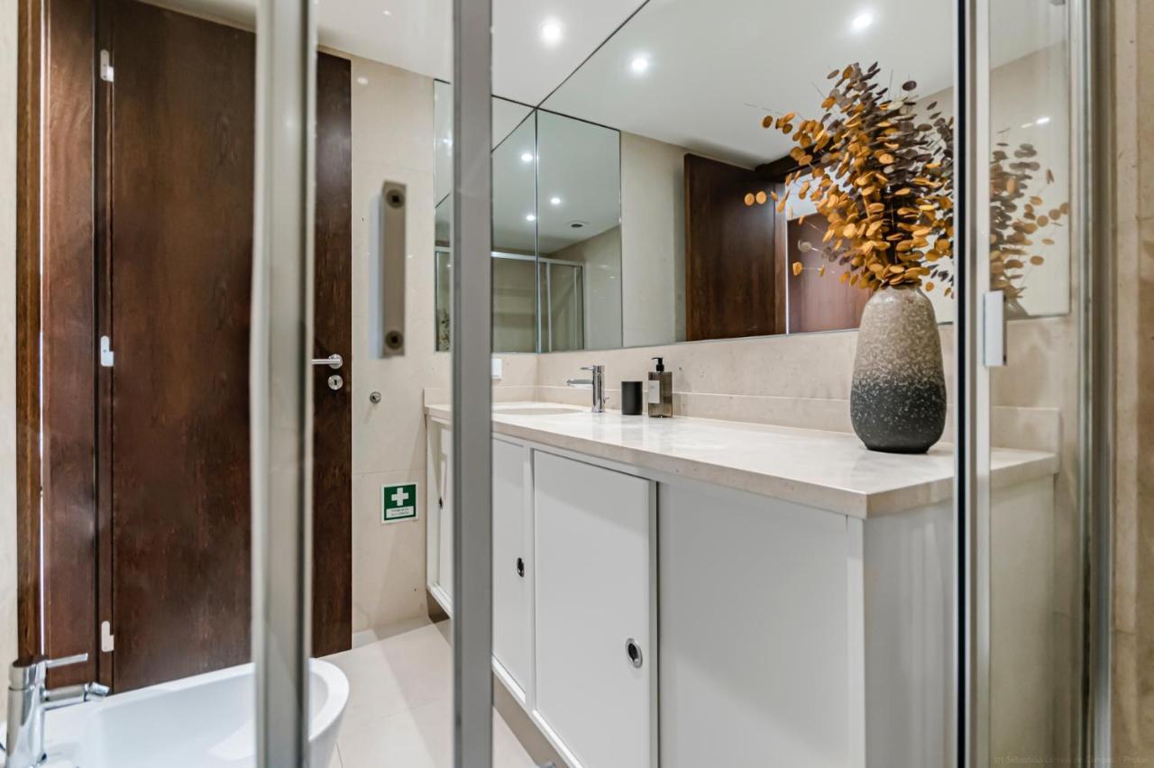 Studio In Cascais -Sea View -Pool Экстерьер фото